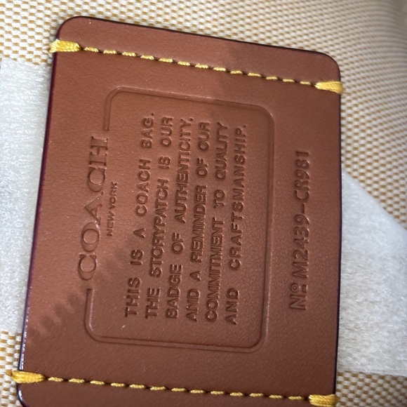 NWT Coach Juliet 30 Shoulder Bag- Honey Brown - Picture 8 of 10